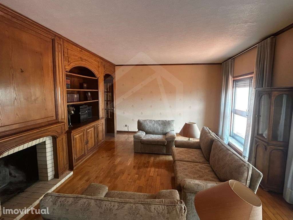 Duplex T4 em São João da Madeira - Grande imagem: 4/45