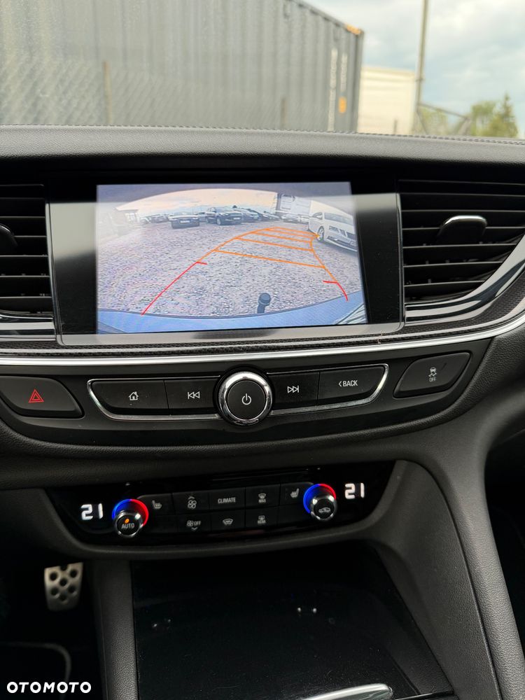 Opel Insignia - 19