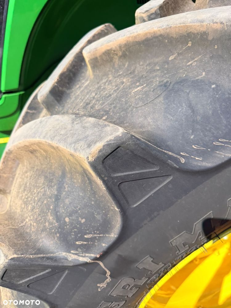 John Deere 7920 - 27