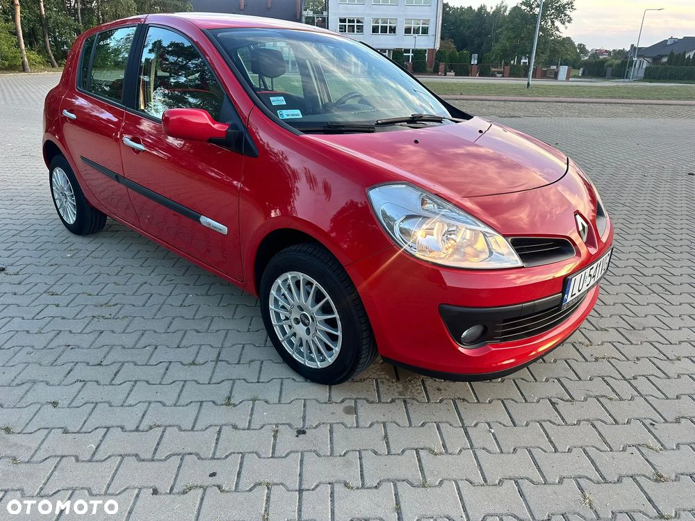 Renault Clio - 1