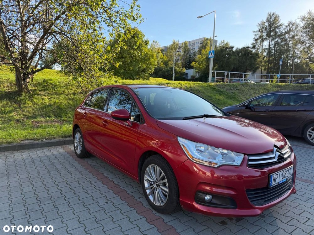Citroen C4 2013 photo 2