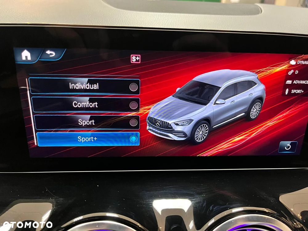 Mercedes-Benz GLA AMG 35 4Matic AMG Speedshift DCT 8G - 24