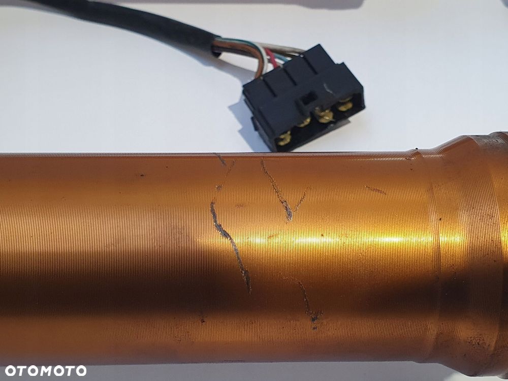 PRZEDNIE LAGI TRIUMPH DAYTONA 675 06-12 zawieszenie przód półka półki laga - 8