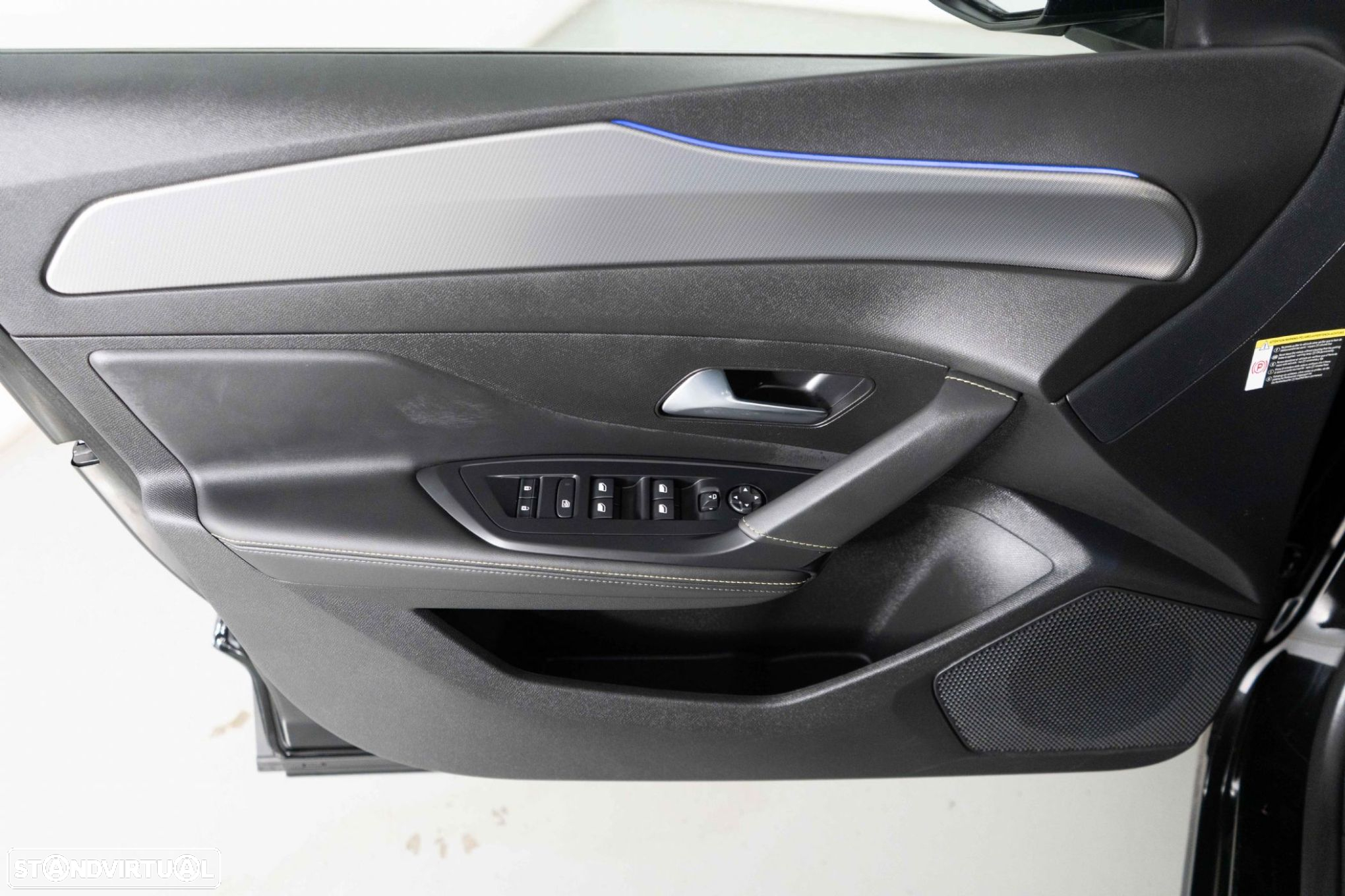 Peugeot 408 1.6 Hybrid GT e-EAT8 - 20