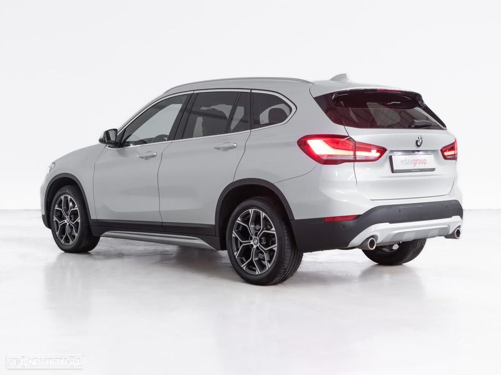 BMW X1 18 d sDrive xLine Auto - 4