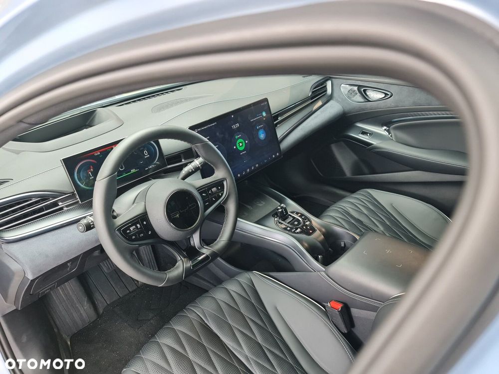 BYD Seal - 10