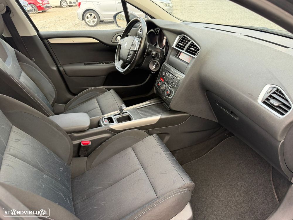 Citroën C4 1.6 e-HDi Exclusive CMP6 - 10