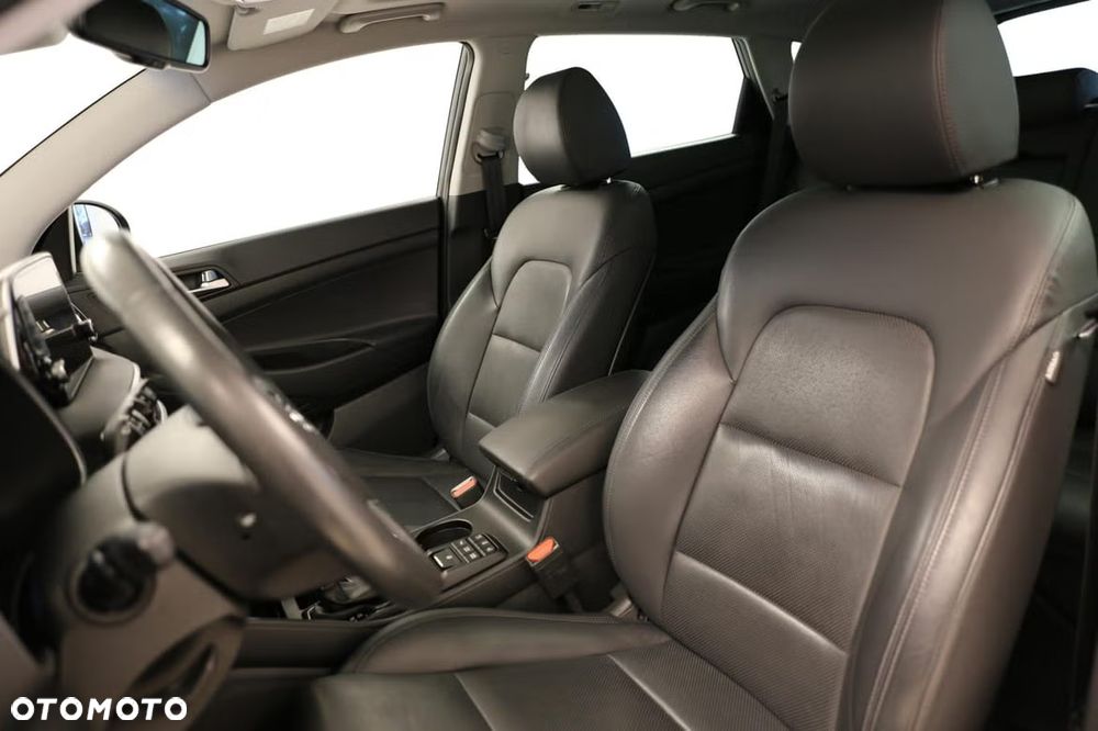 Hyundai Tucson 1.6 CRDi 48V Platinum 2WD DCT - 29