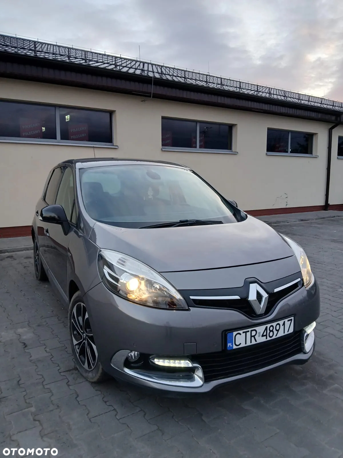 Renault Scenic - 8