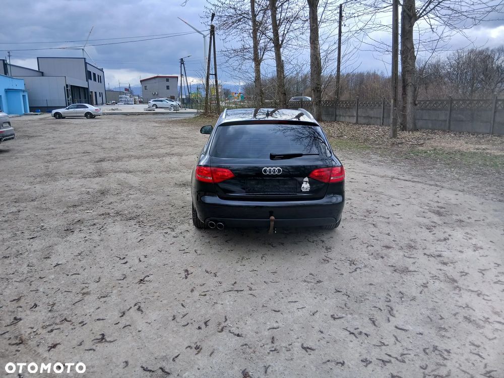 Audi A4 Avant 2.0 TDI - 9