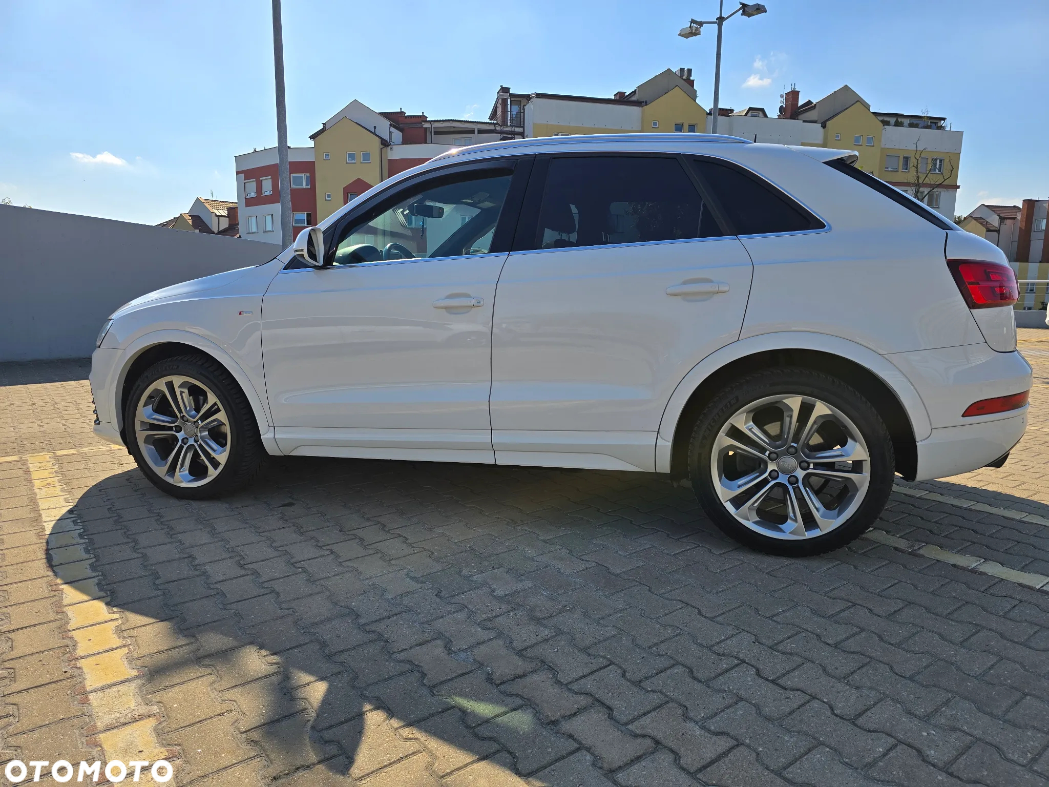 Audi Q3 2.0 TFSI quattro S tronic - 11