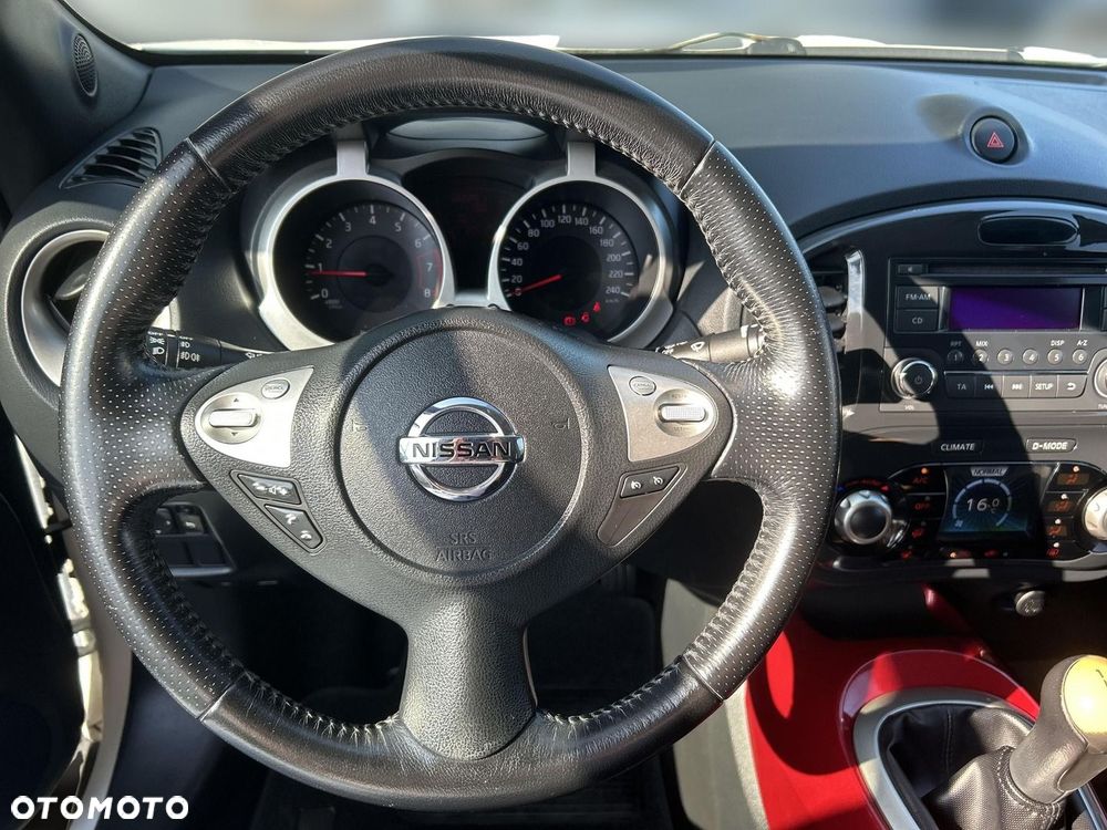 Nissan Juke 1.6 Visia S&S - 17
