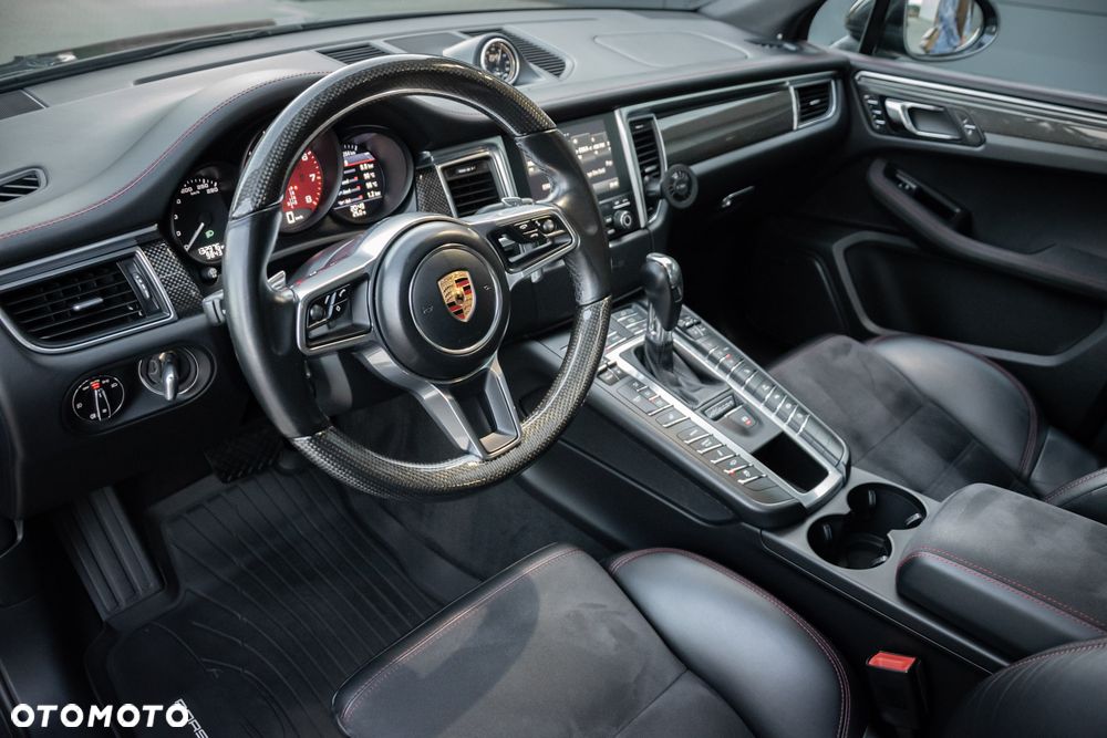 Porsche Macan - 10