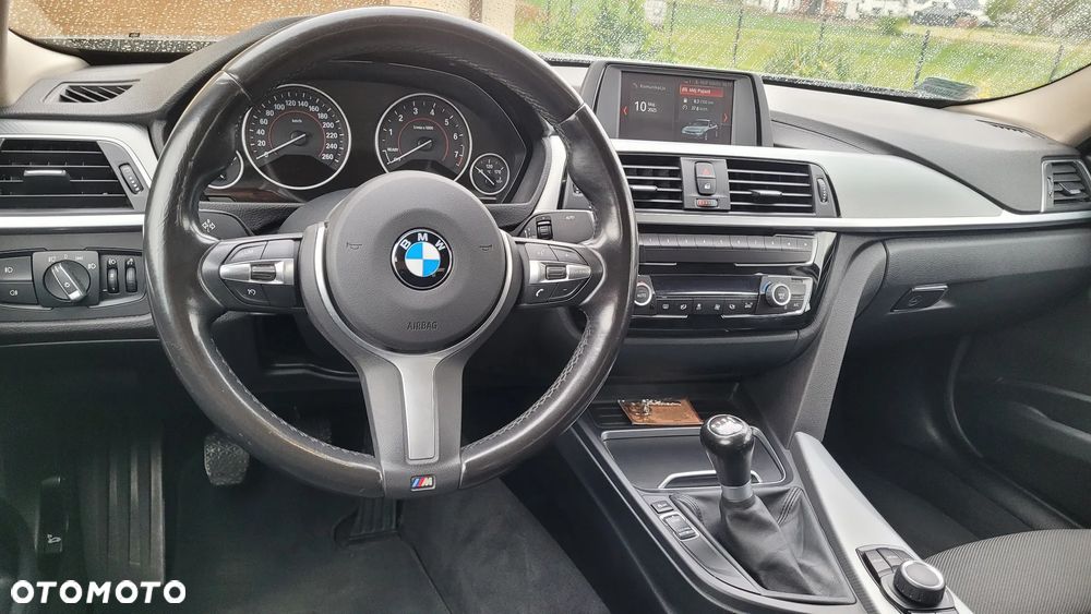 BMW Seria 3 318i GPF Sport Line Shadow - 5