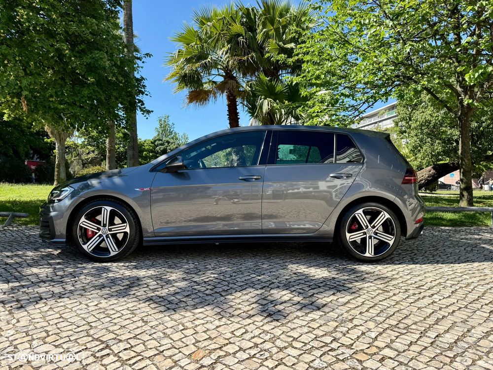 VW Golf 2.0 TSI GTI DSG Performance - 11