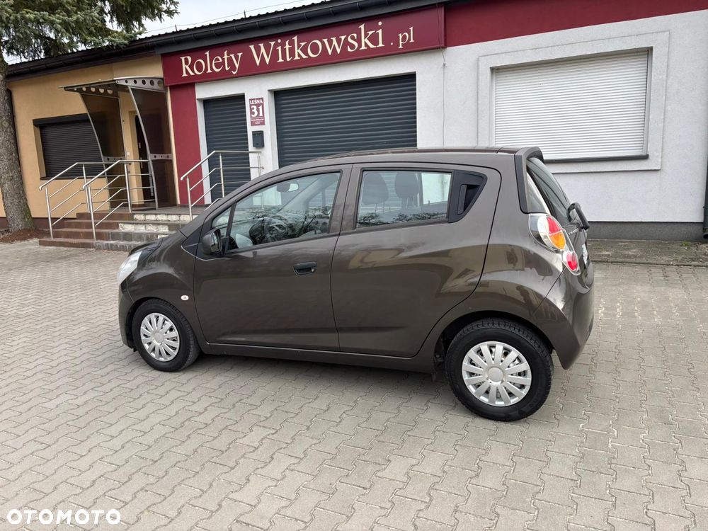 Chevrolet Spark - 21