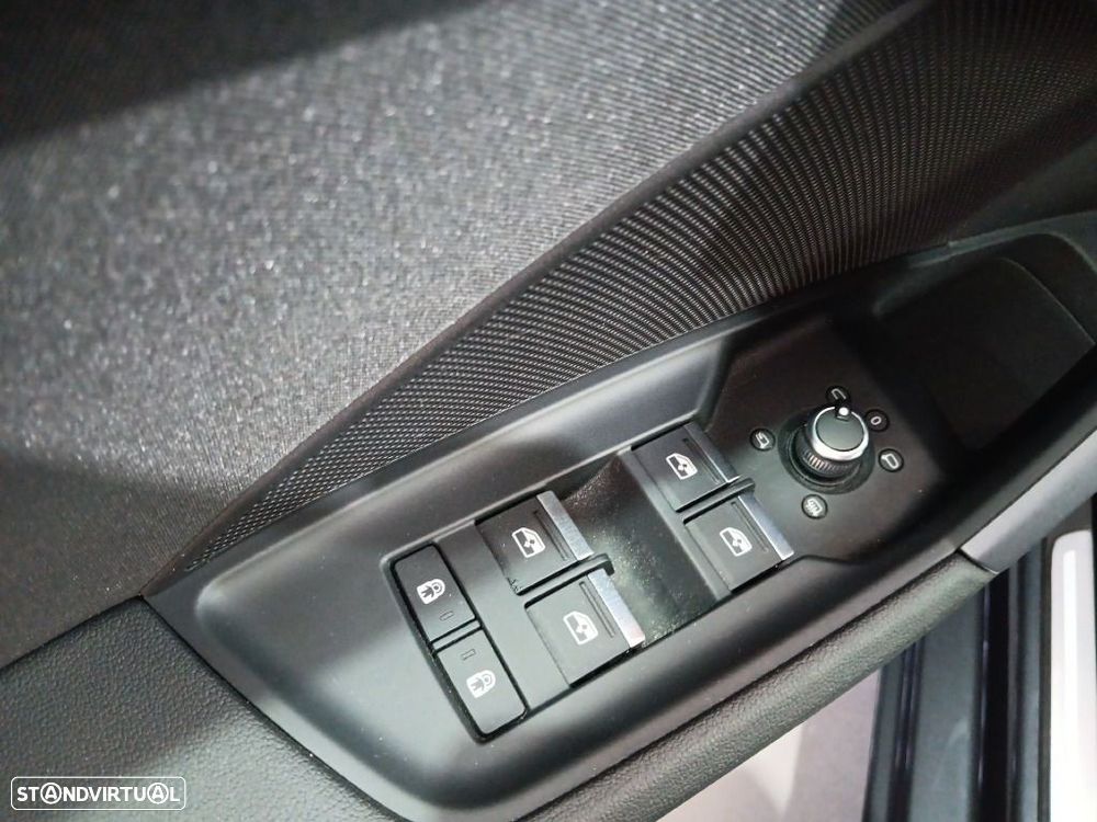 Audi A3 Limousine 30 TFSI Advanced S tronic - 13