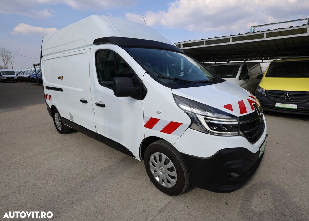 Renault Trafic - 9
