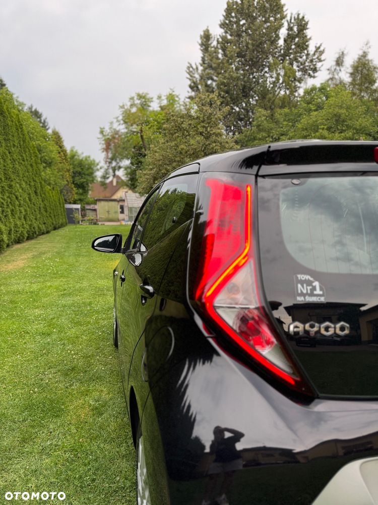 Toyota Aygo x-play - 9