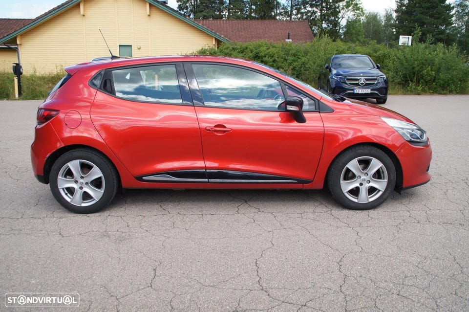 Renault Clio ver-1-3-cdti-easytronic - 5
