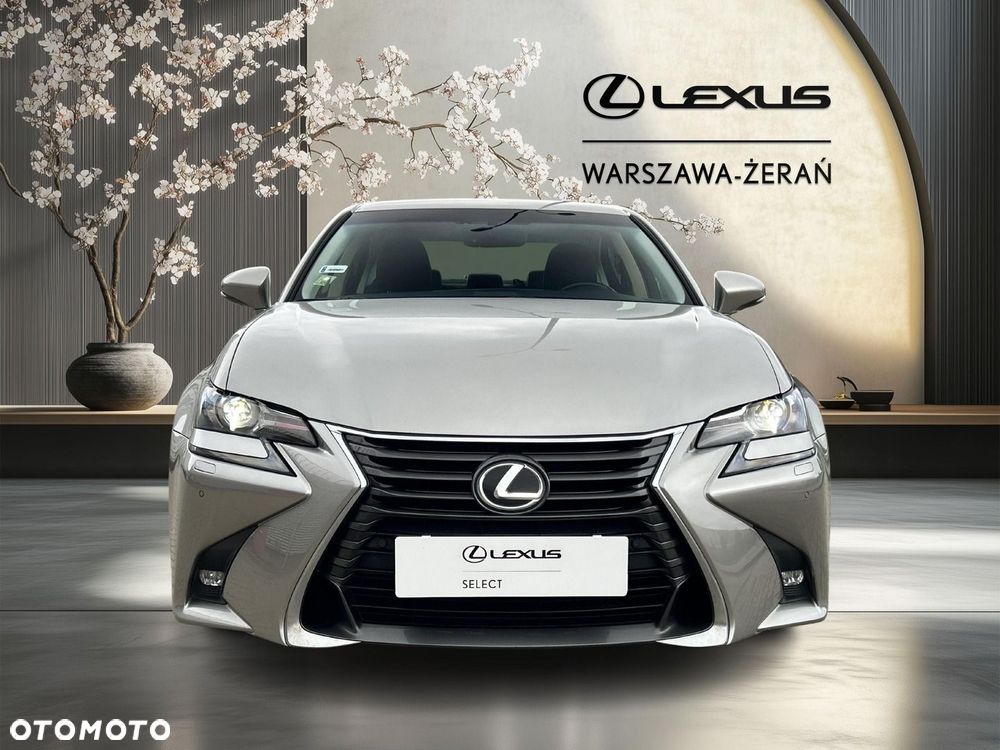 Lexus GS - 10