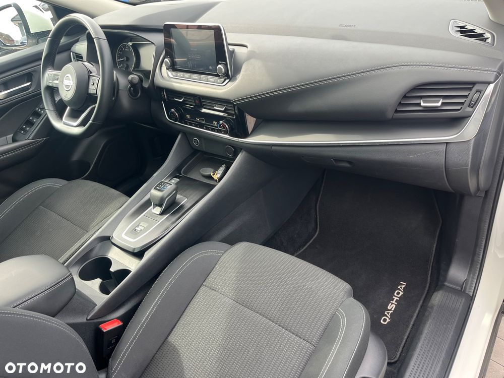 Nissan Qashqai 1.3 DIG-T MHEV Xtronic Acenta - 17