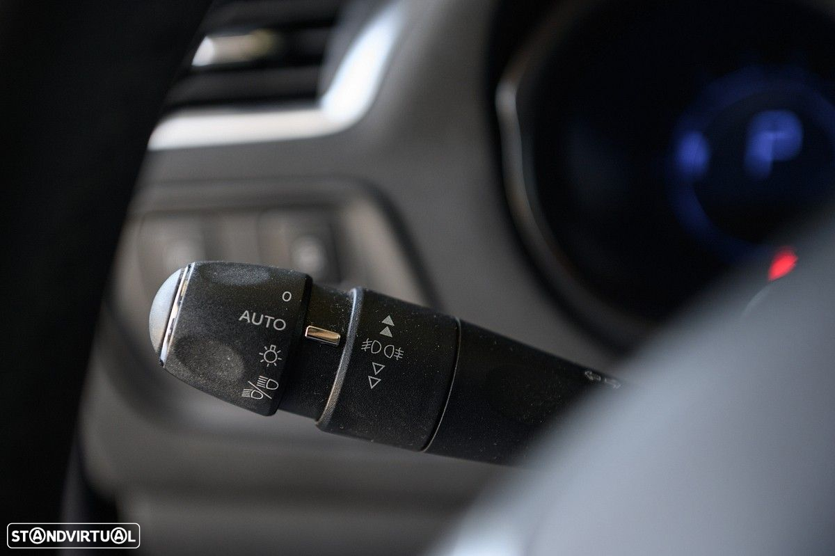 Citroën C4 1.6 BlueHDi Feel EAT6 - 46