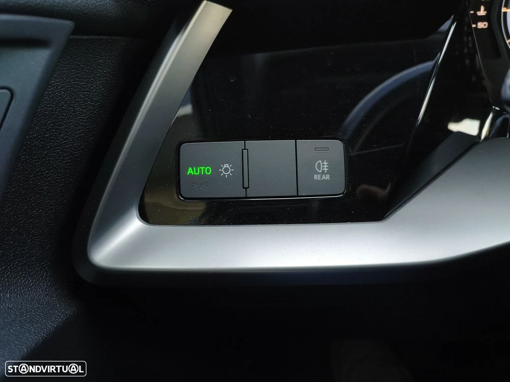 Audi A3 Sportback 30 TFSI Advanced - 28