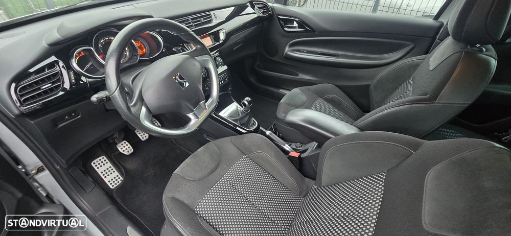 Citroën DS3 1.6 HDi Airdream So Chic - 9