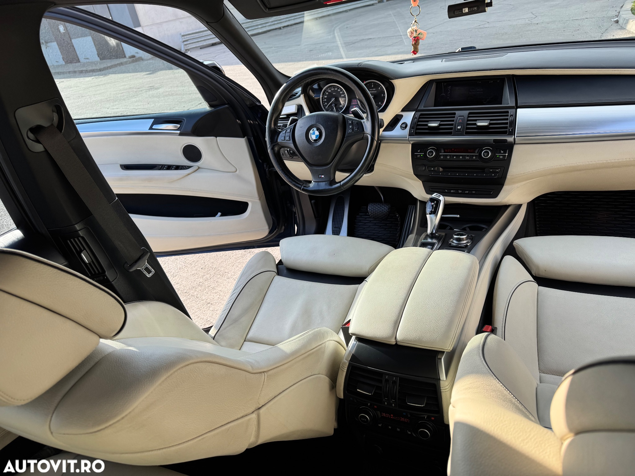 BMW X5 M M50d - 13
