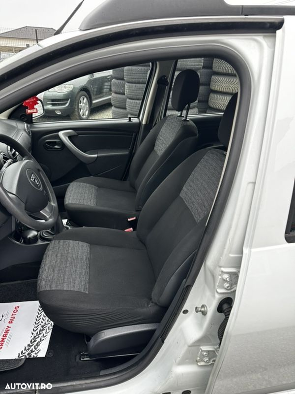 Dacia Duster 1.6 4x2 Prestige - 11