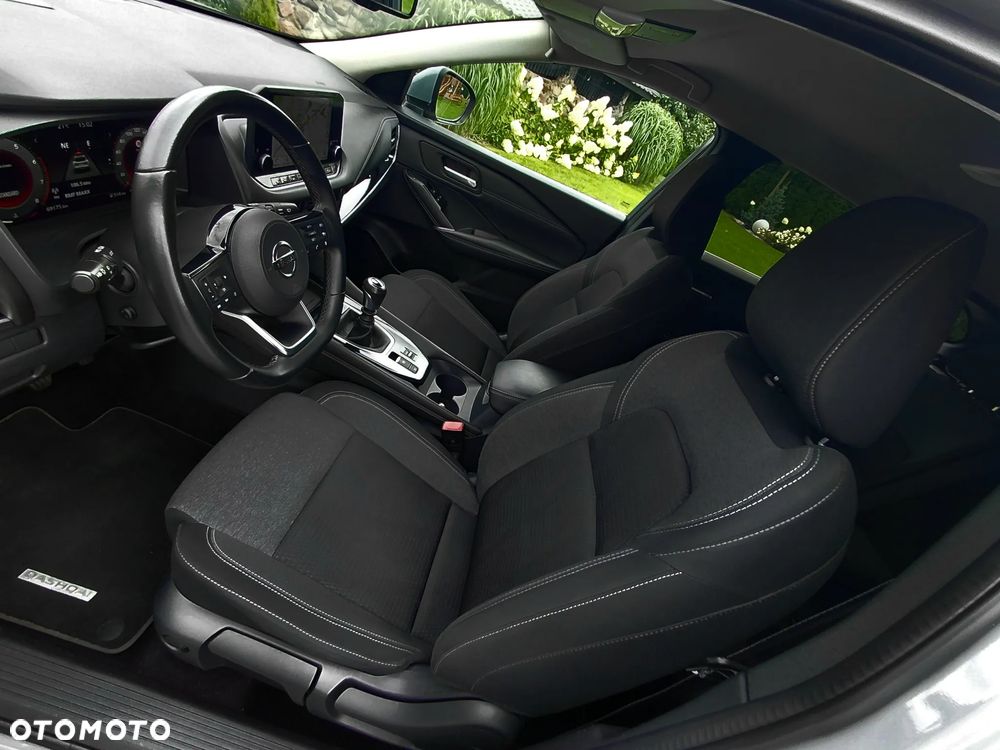 Nissan Qashqai 1.3 DIG-T SHIRO - 24