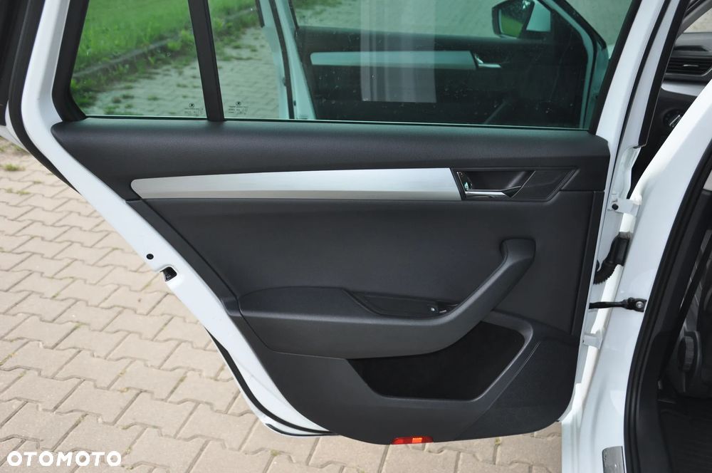 Skoda Superb - 32