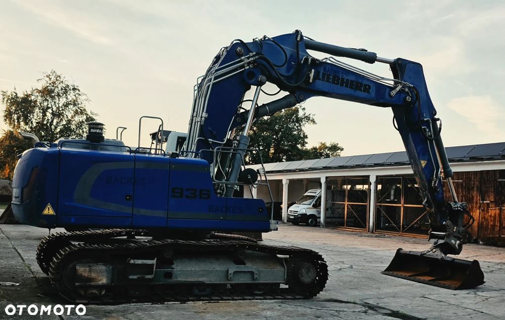 Liebherr R 936 - 2
