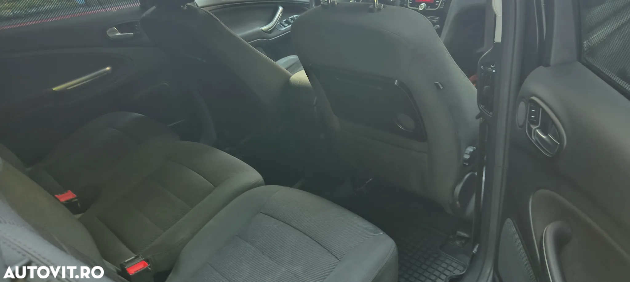 Ford Galaxy 2.0 TDCi DPF Aut. Titanium - 13