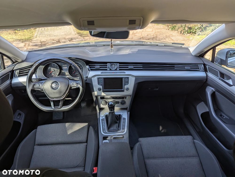 Volkswagen Passat 1.8 TSI BMT Comfortline - 19
