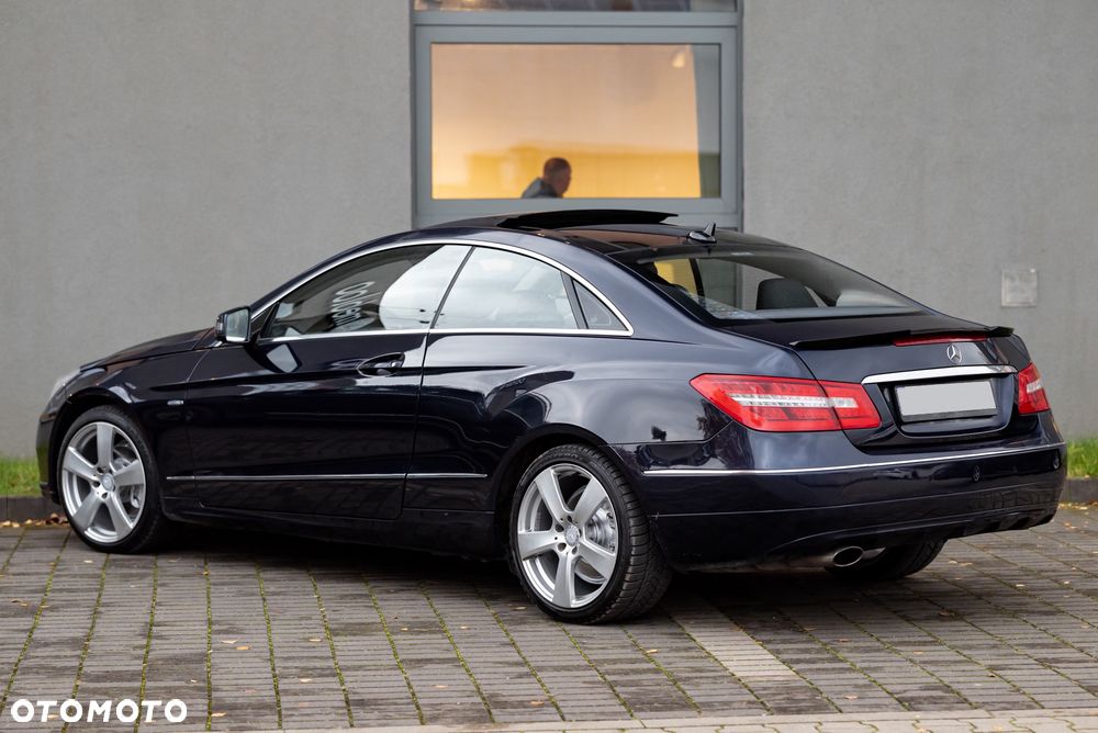 Mercedes-Benz Klasa E - 14