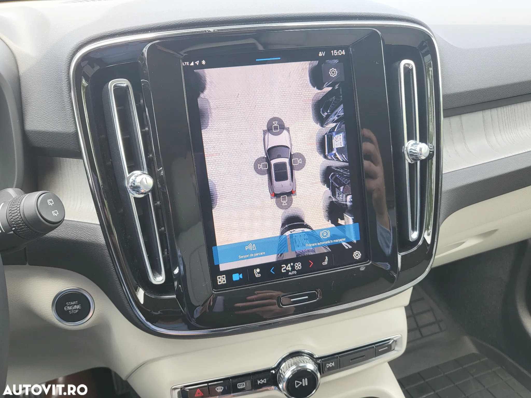 Volvo XC 40 B3 AT FWD MHEV Plus Dark - 30