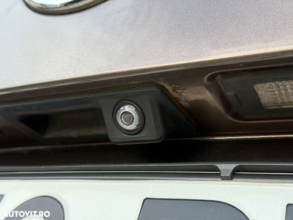 Volkswagen Touareg 3.0 V6 TDI DPF Automatik Individual - 23