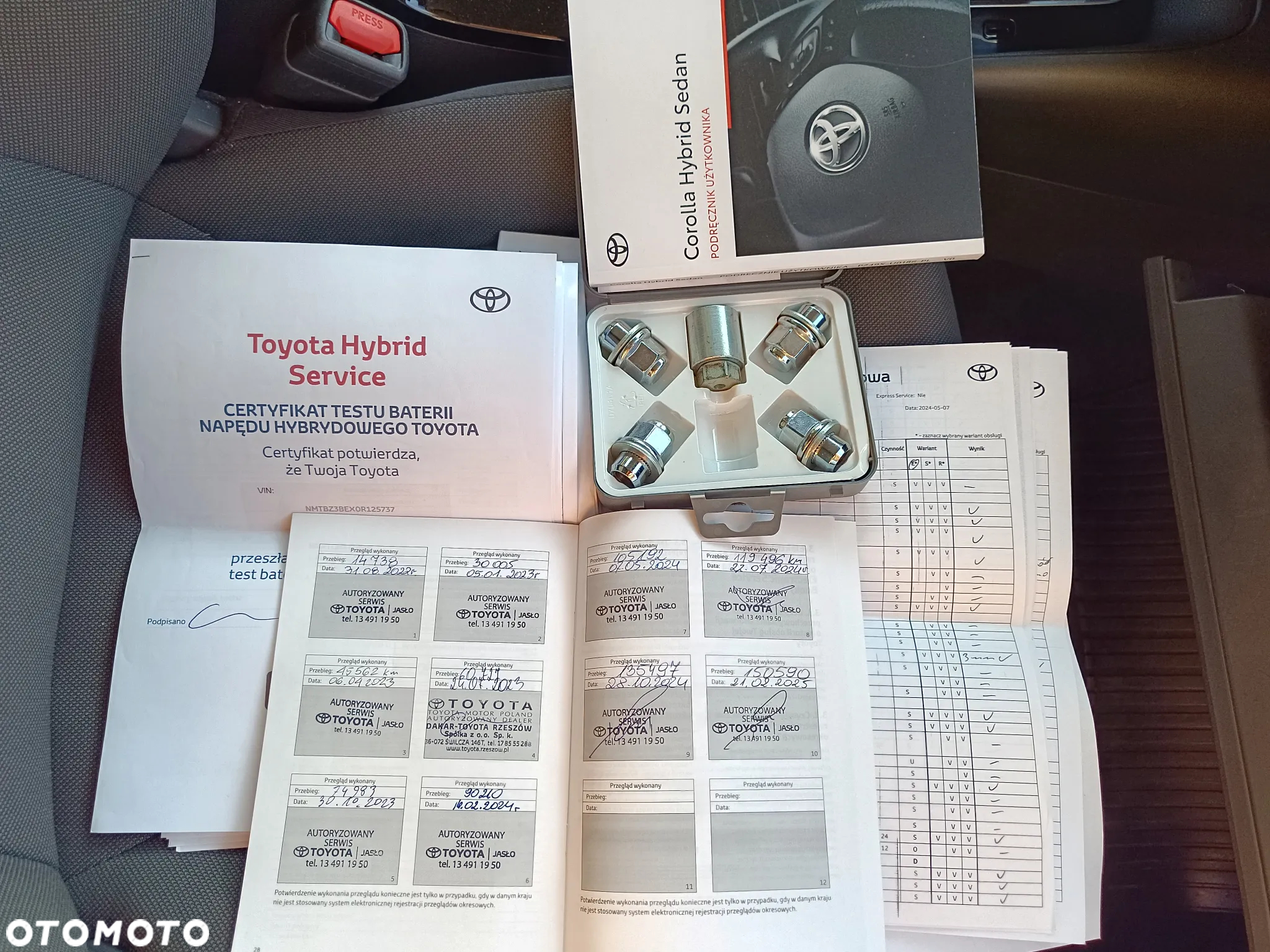 Toyota Corolla 1.8 Hybrid Comfort - 33
