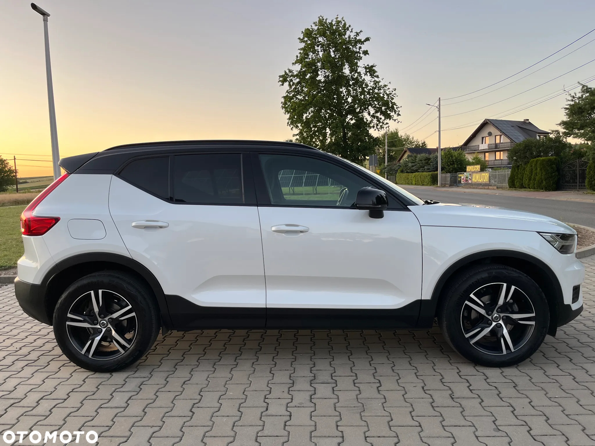 Volvo XC 40 T3 R-Design