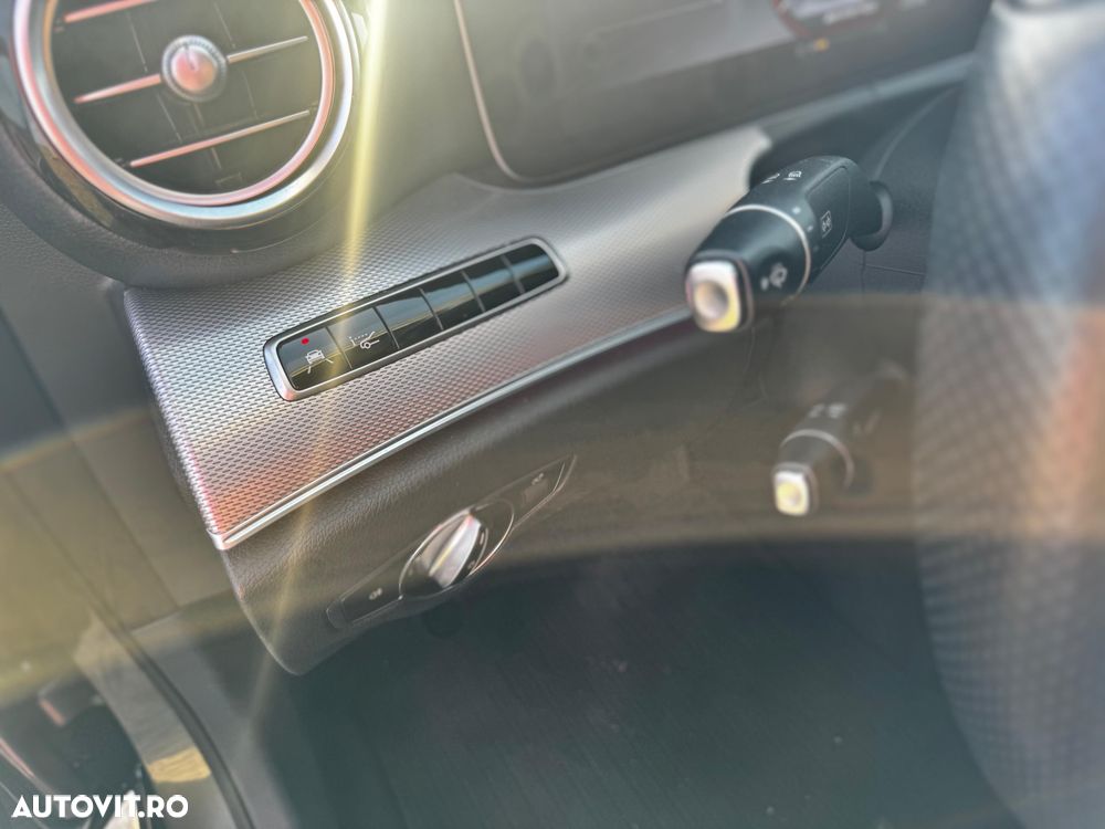 Mercedes-Benz E 200 9G-TRONIC Avantgarde - 17