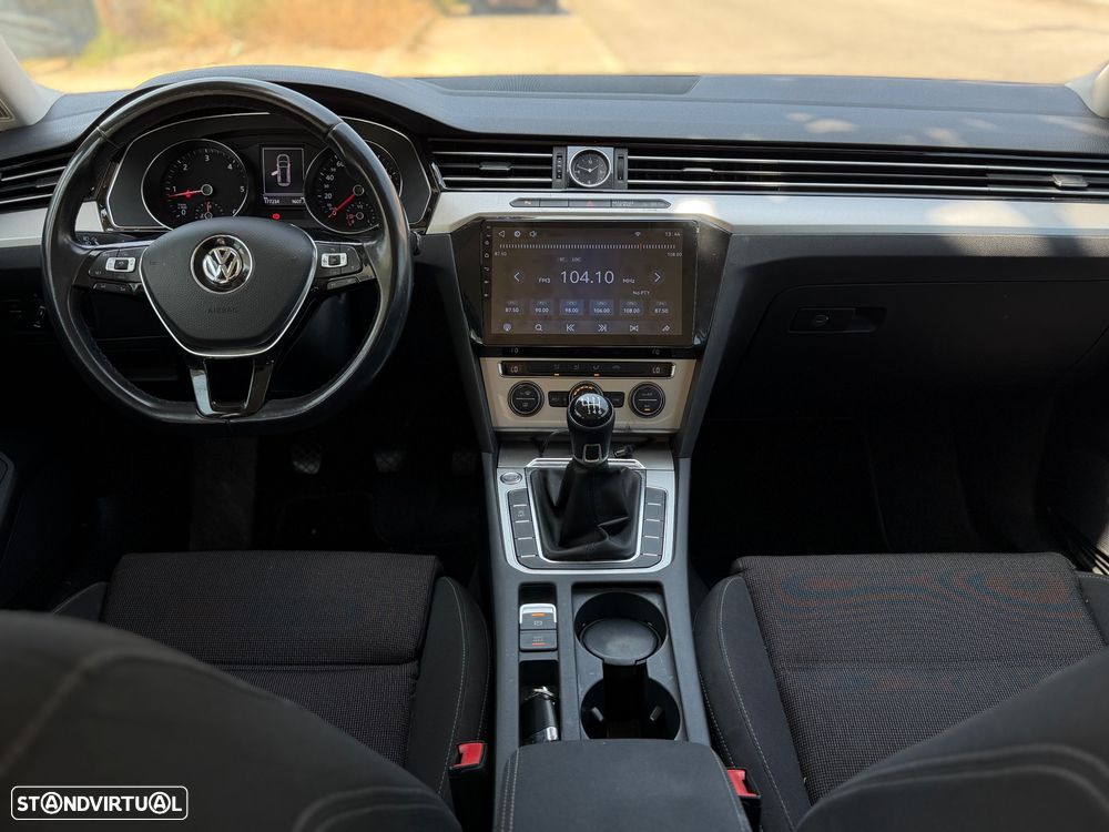 VW Passat Variant 1.6 TDI Confortline - 8