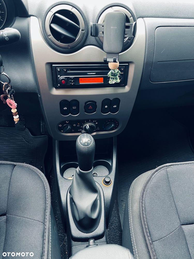 Dacia Sandero Stepway 1.6 - 8