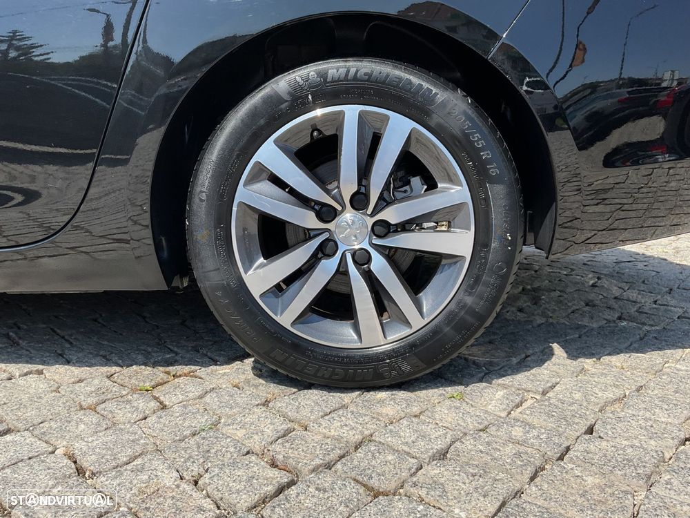 Peugeot 308 1.5 BlueHDi Style - 16