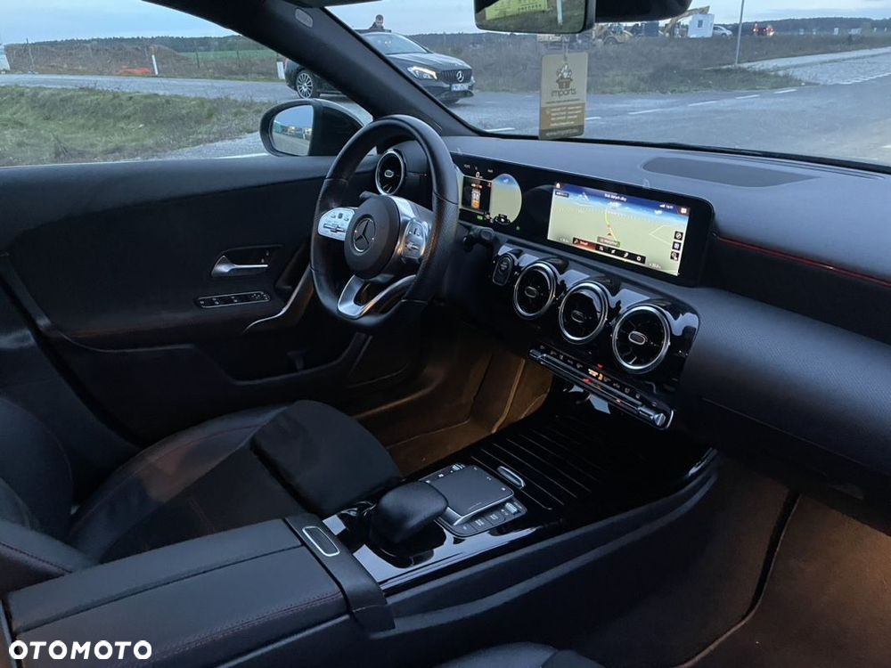 Mercedes-Benz Klasa A 250 E AMG Line 8G-DCT - 26