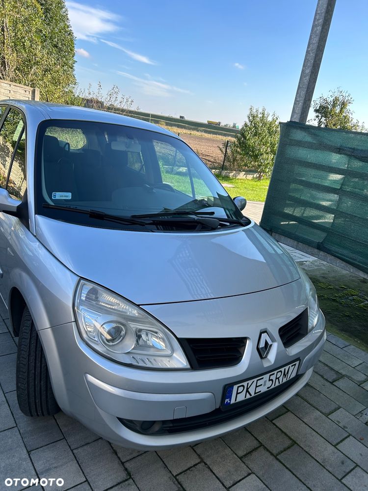 Renault Scenic - 1