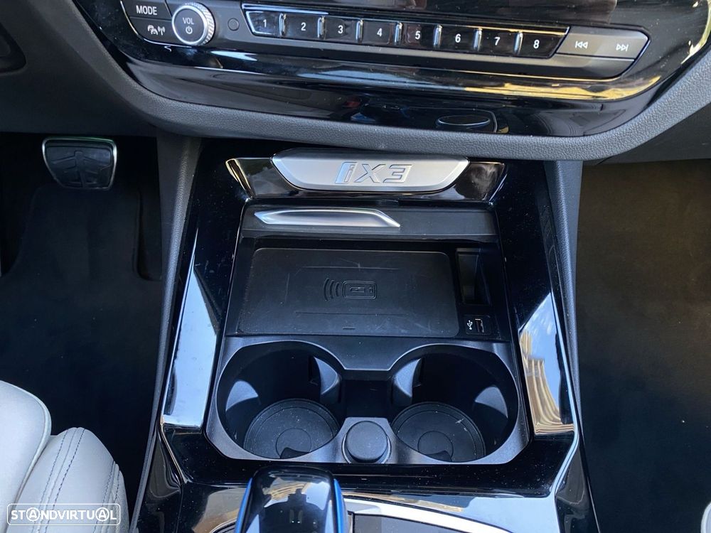 BMW iX3 M Sport Impressive - 14