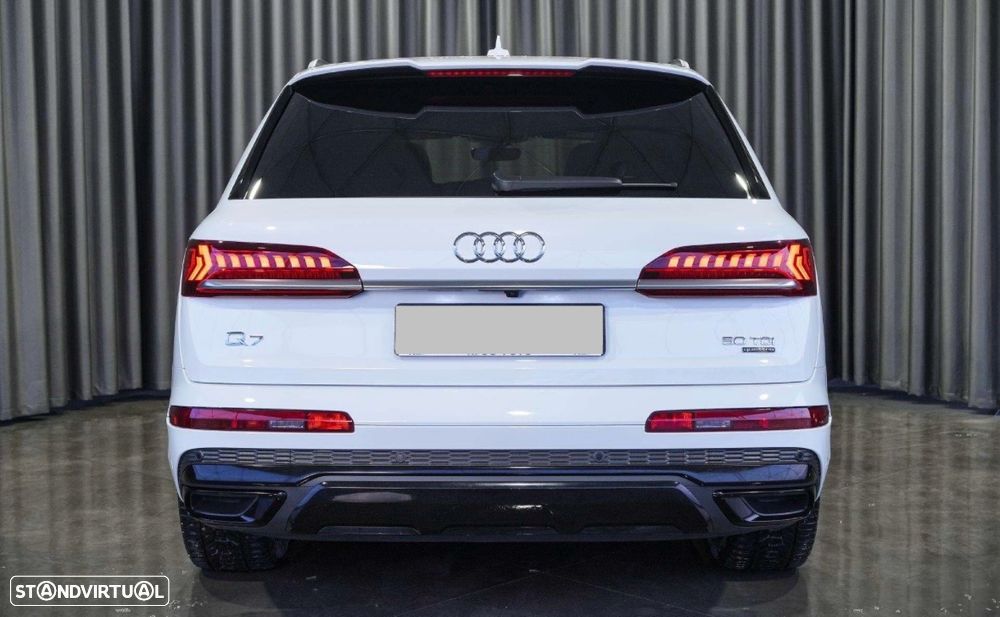 Audi Q7 55 TFSI e quattro tiptronic S line - 11