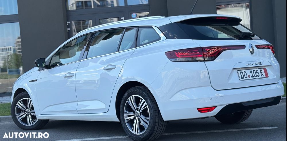 Renault Megane BLUE dCi 115 INTENS - 4